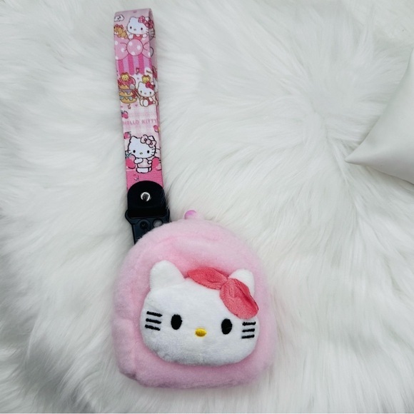 Hello Kitty Accessory Bundle 3 - Picture 2 of 7